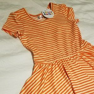 NWT Dot Dot Smile girls dress size 5/6.